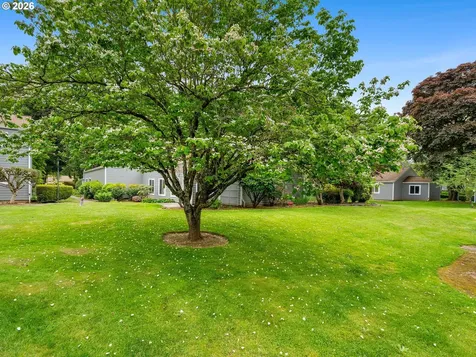 2712 SE 138th Avenue Portland OR 97236