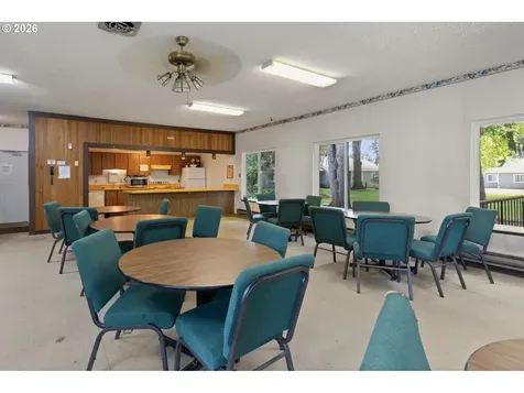 2712 SE 138th Avenue Portland OR 97236