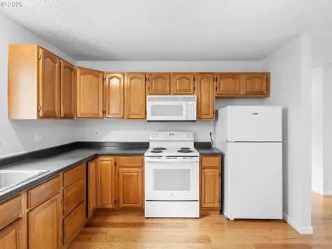 2712 SE 138th Avenue Portland OR 97236