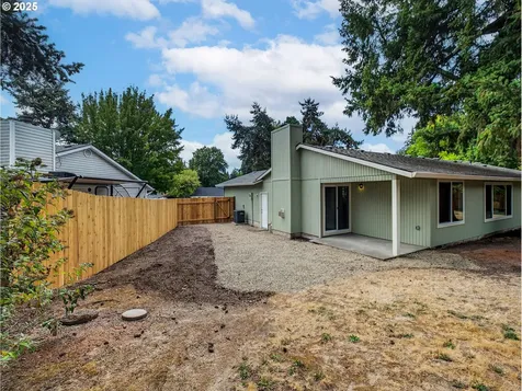 12945 SW Hackamore Court Beaverton OR 97008