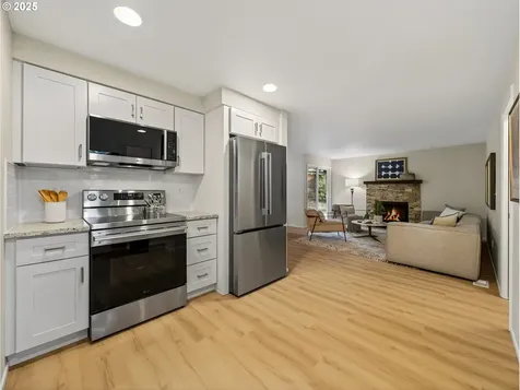 12945 SW Hackamore Court Beaverton OR 97008