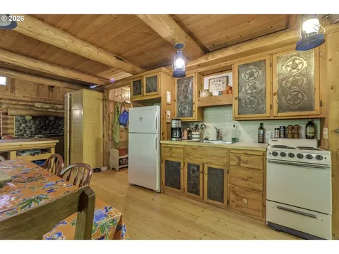 9947 Beach Drive Birkenfeld OR 97016