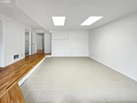 2610 NW Madrona Street Vancouver WA 98665