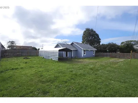 117 N Marple Street Coos Bay OR 97420