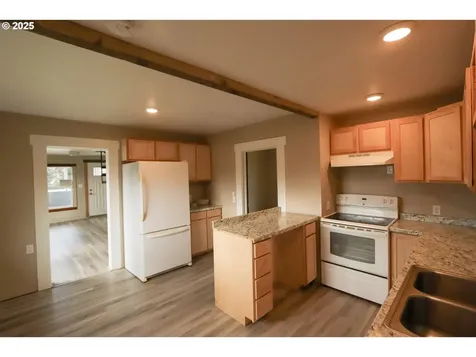 117 N Marple Street Coos Bay OR 97420