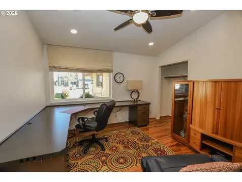 1682 NW Hopper Court Roseburg OR 97471