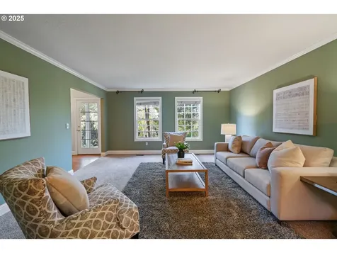 11 El Greco Street Lake Oswego OR 97035