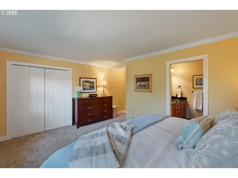 11 El Greco Street Lake Oswego OR 97035