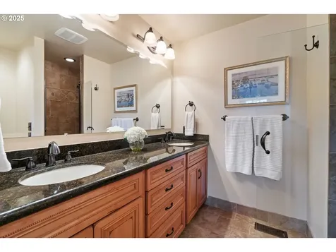 11 El Greco Street Lake Oswego OR 97035