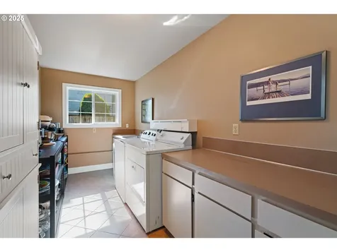 11 El Greco Street Lake Oswego OR 97035