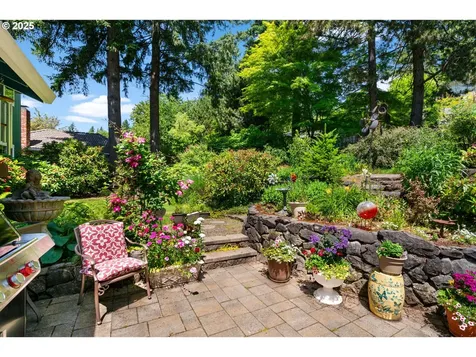 11 El Greco Street Lake Oswego OR 97035