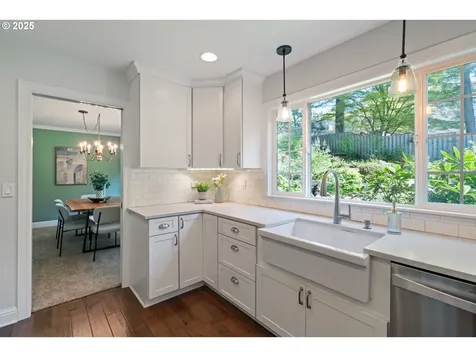 11 El Greco Street Lake Oswego OR 97035
