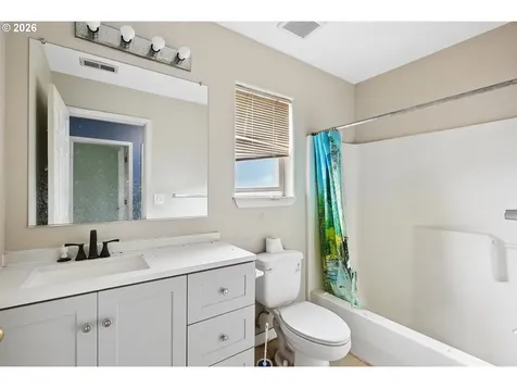 14098 SE Summerfield Loop Happy Valley OR 97086