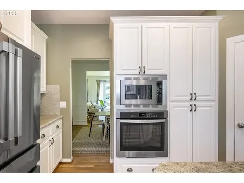 13037 SW Ascension Drive Portland OR 97223