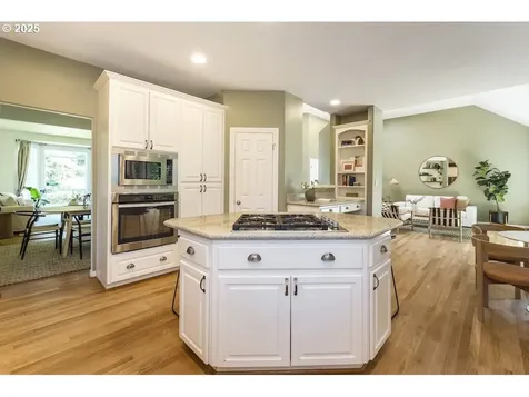 13037 SW Ascension Drive Portland OR 97223