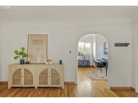 2837 NE 30th Avenue Portland OR 97212