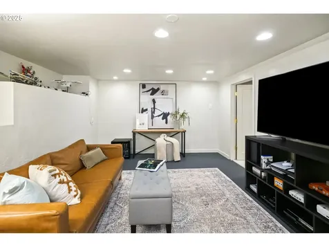 2837 NE 30th Avenue Portland OR 97212