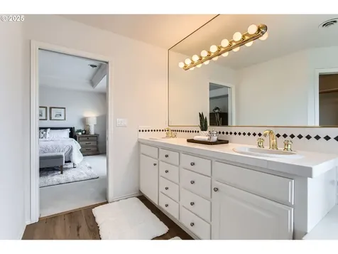 3865 NW 120th Terrace Portland OR 97229