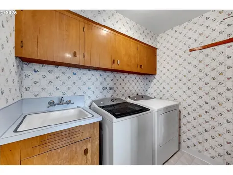 4208 NW Olive Street Vancouver WA 98660