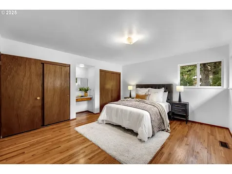 4208 NW Olive Street Vancouver WA 98660