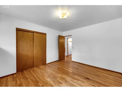 4208 NW Olive Street Vancouver WA 98660