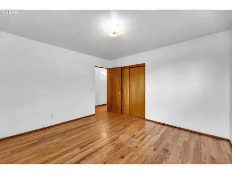 4208 NW Olive Street Vancouver WA 98660