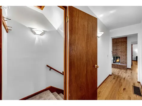 4208 NW Olive Street Vancouver WA 98660