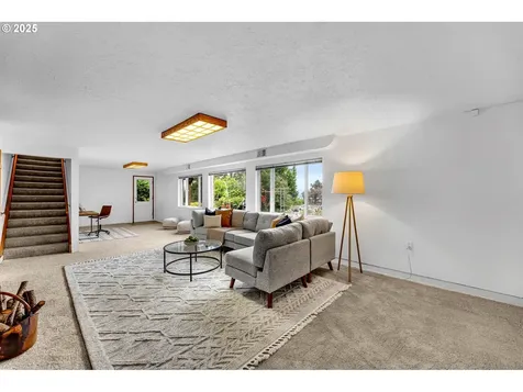 4208 NW Olive Street Vancouver WA 98660