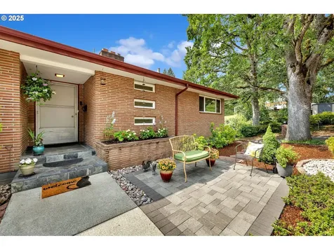 4208 NW Olive Street Vancouver WA 98660
