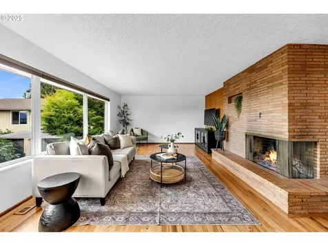 4208 NW Olive Street Vancouver WA 98660