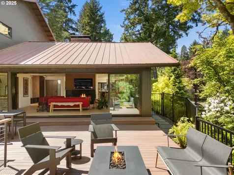 2930 NW Quimby Street Portland OR 97210