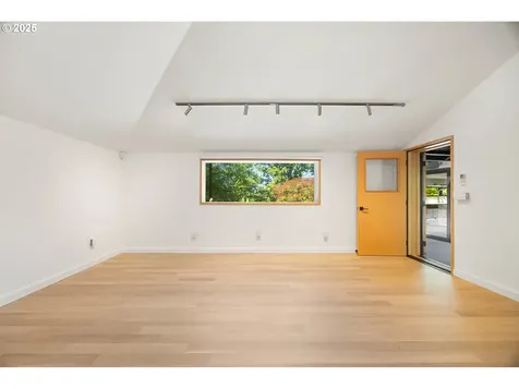 2930 NW Quimby Street Portland OR 97210