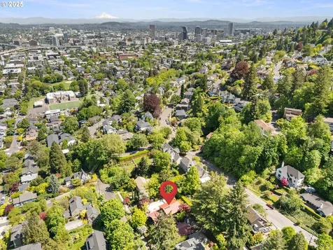 2930 NW Quimby Street Portland OR 97210