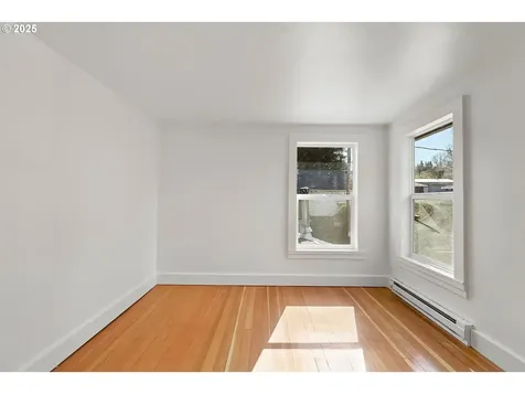 1272 N Main Avenue White Salmon WA 98672