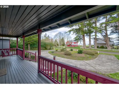 34009 Territory Road Oysterville WA 98641