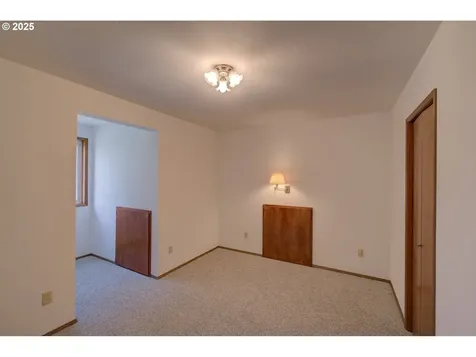 34009 Territory Road Oysterville WA 98641