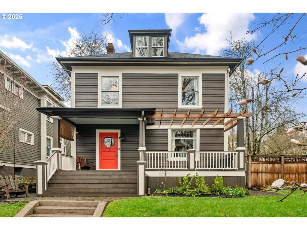1333 SE Main Street Portland OR 97214