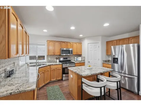 1806 NE 177th Avenue Vancouver WA 98684