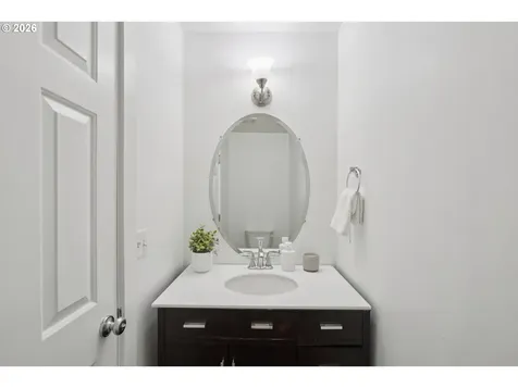 1806 NE 177th Avenue Vancouver WA 98684