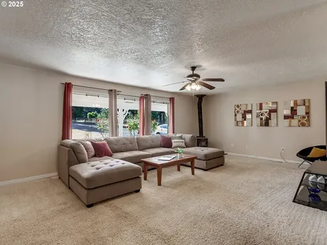 16920 S Howards Mill Road Beavercreek OR 97004