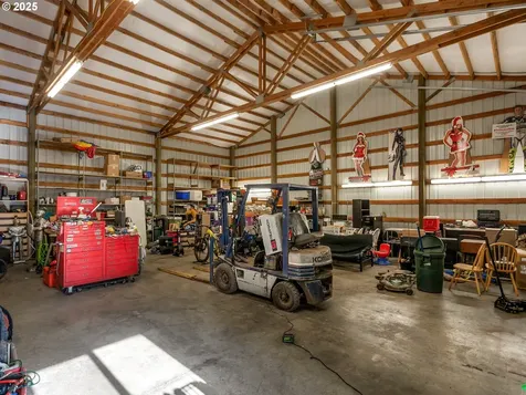 16920 S Howards Mill Road Beavercreek OR 97004