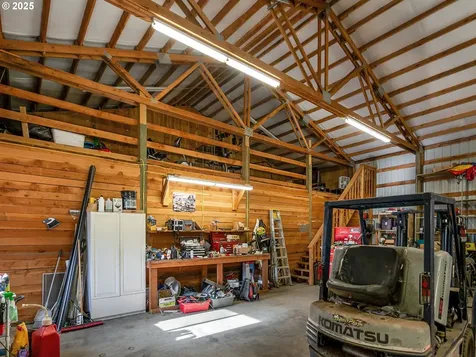 16920 S Howards Mill Road Beavercreek OR 97004