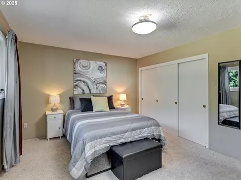 16920 S Howards Mill Road Beavercreek OR 97004