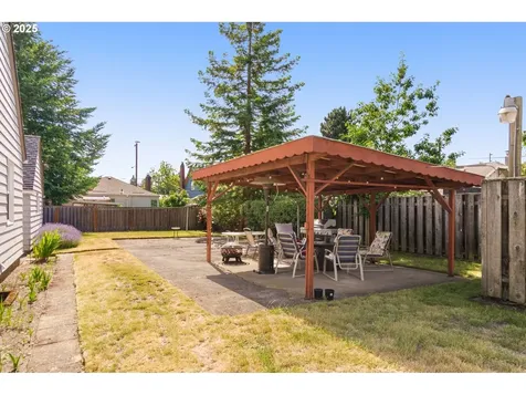 5110 SE Harold Street Portland OR 97206