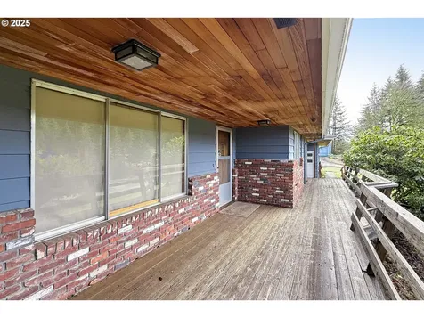 19955 SE Tillstrom Road Damascus OR 97089