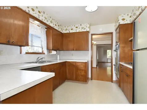 19955 SE Tillstrom Road Damascus OR 97089