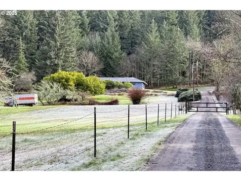 19955 SE Tillstrom Road Damascus OR 97089