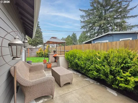 1214 N Clark Street Cornelius OR 97113