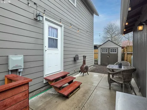 1214 N Clark Street Cornelius OR 97113