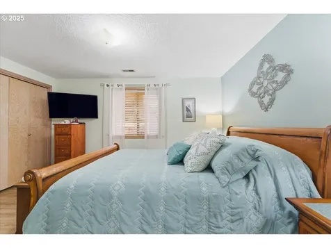 13410 NW 13th Avenue Vancouver WA 98685
